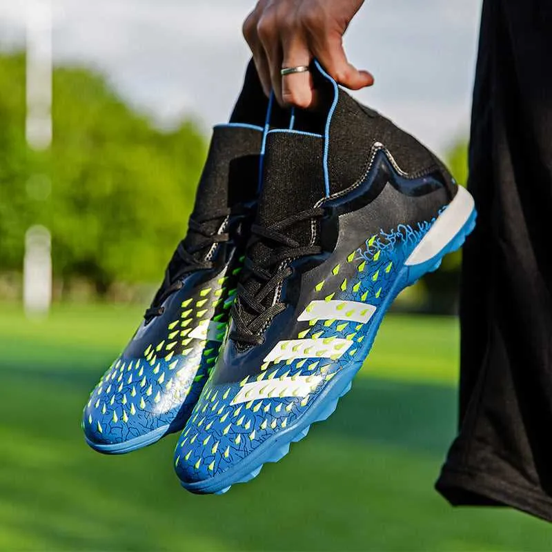 Adult High-Top Soccer Cleats for Pro Matches