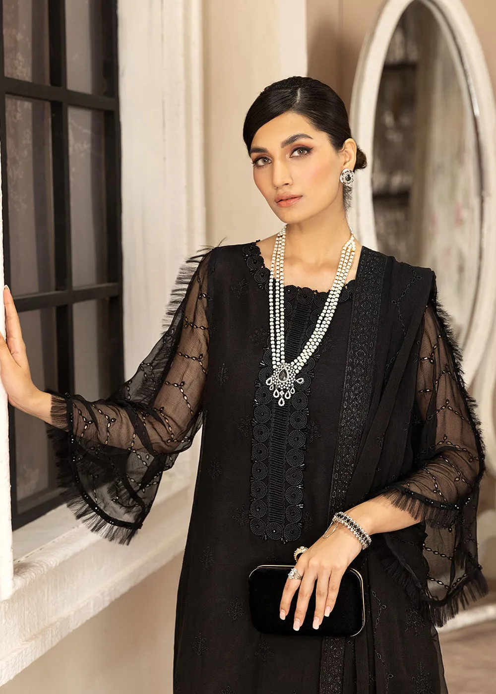 Black Formal Suit - Alizeh - Dhaagay Formals '23 - V02D10 - Anita