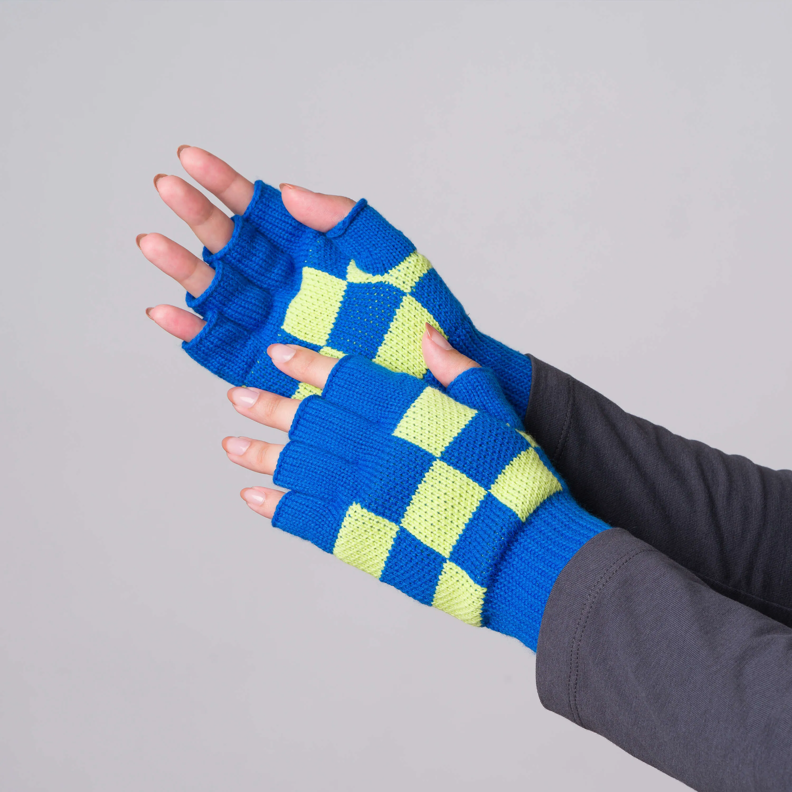 Checkerboard Knit Fingerless Gloves