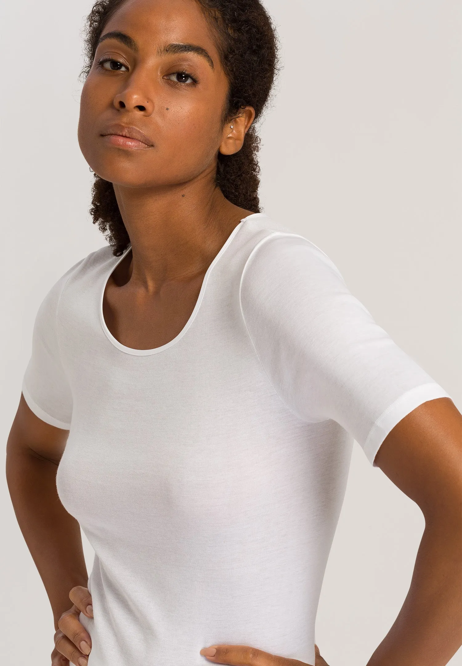 Cotton Seamless Fitted Cotton Round Neck Top | White 71630-101