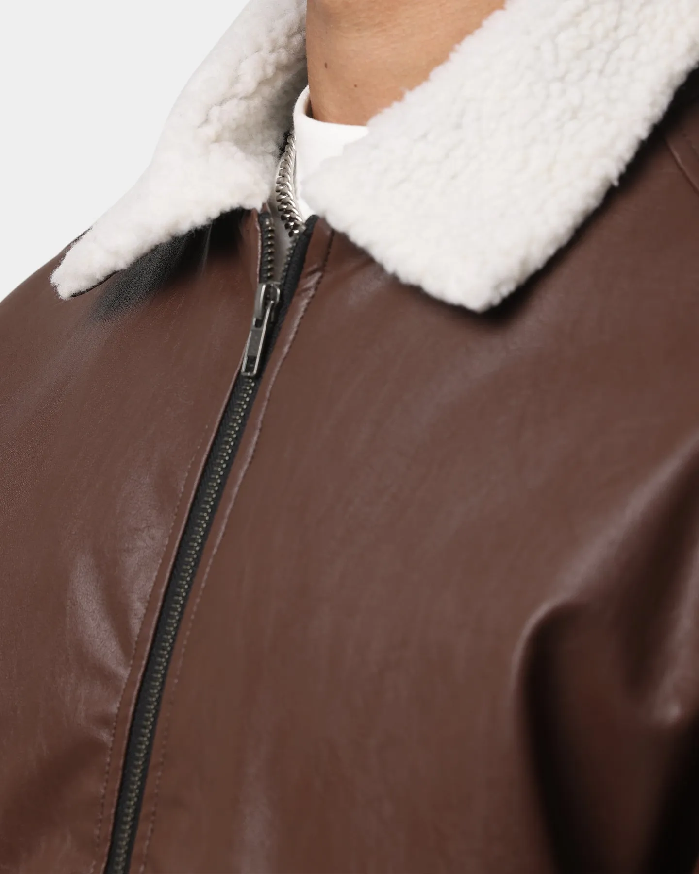 EN ES Apex Sherpa Jacket Brown