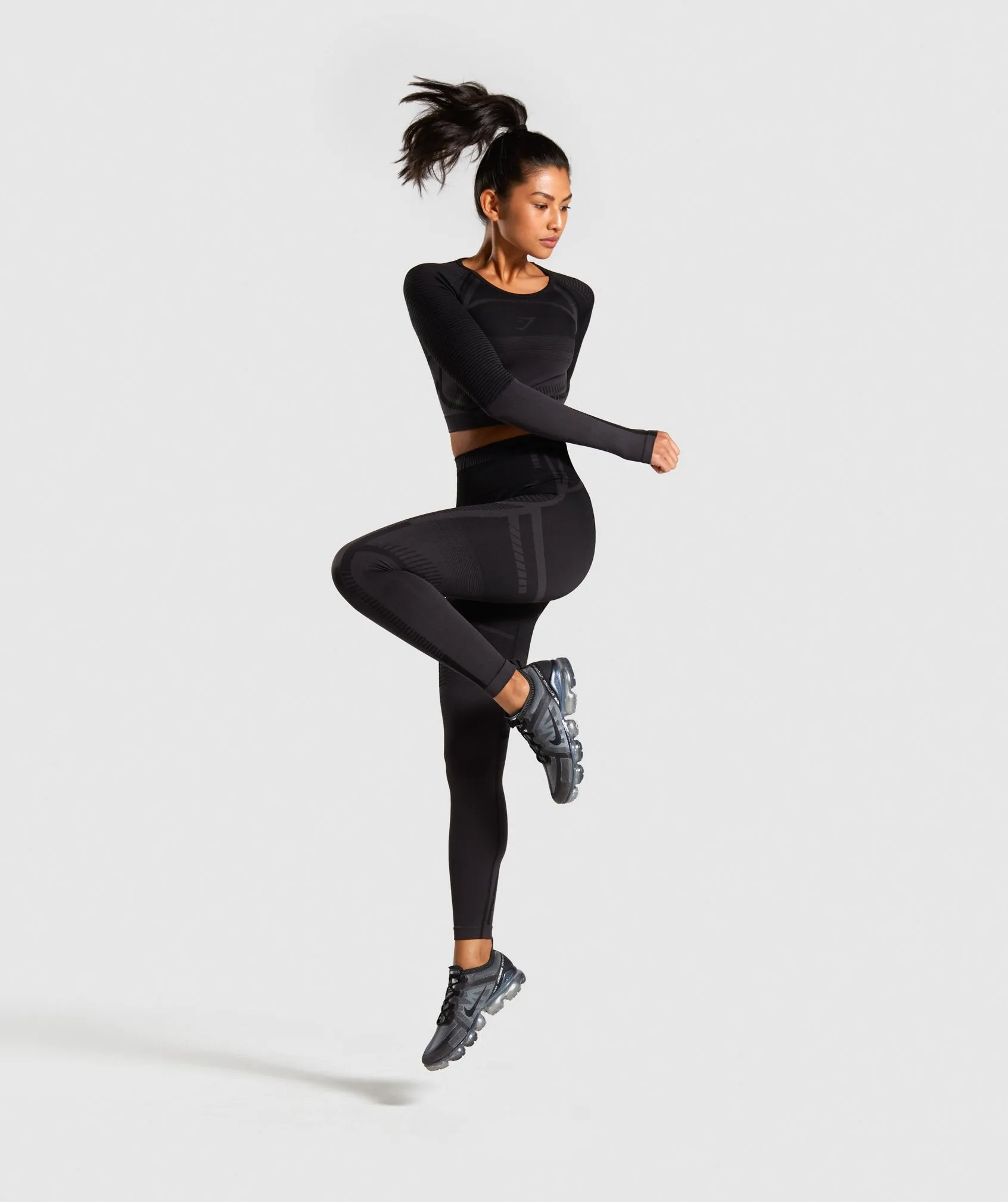 Gymshark Geo Seamless Long Sleeve Crop Top - Black