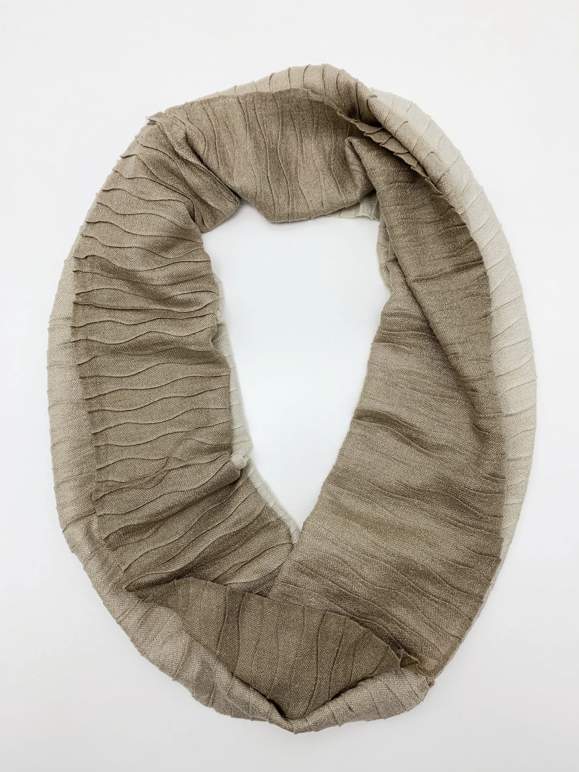 JC013901 Crinkle Infinity Scarf