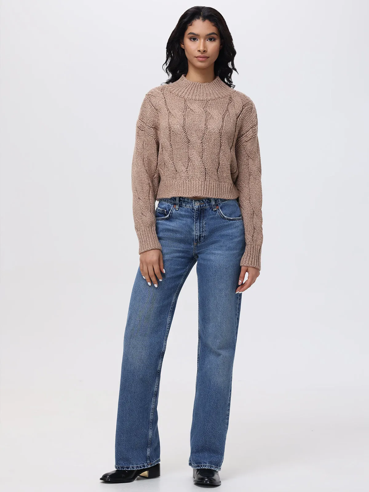 Lola: Metallic Cable-Knit Crop Sweater