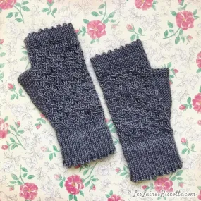 Old Friends Fingerless mitts knitting pattern