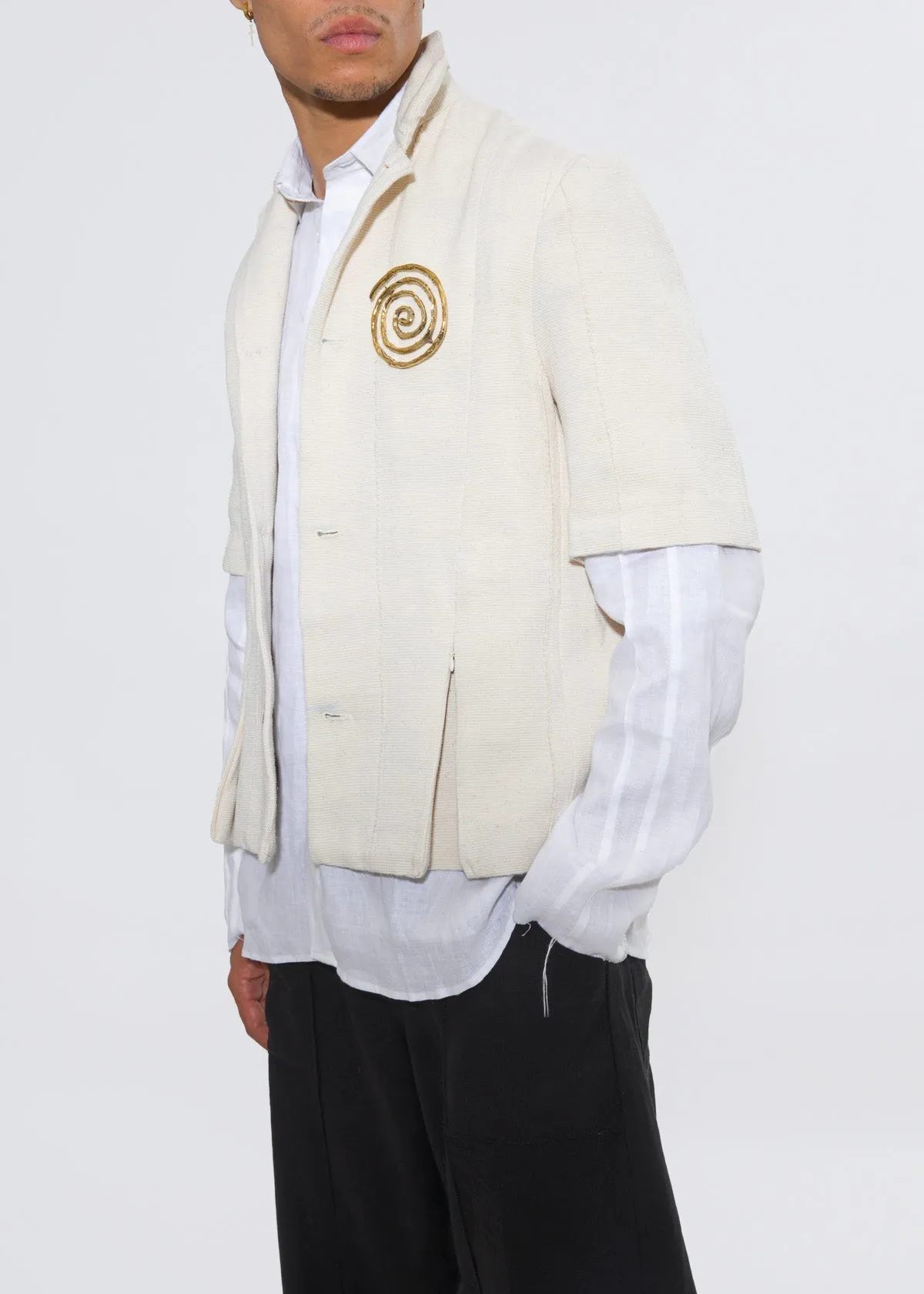 Olooh Kong Short-sleeve Jacket with Handcrafted bronze and brass alloy buttons