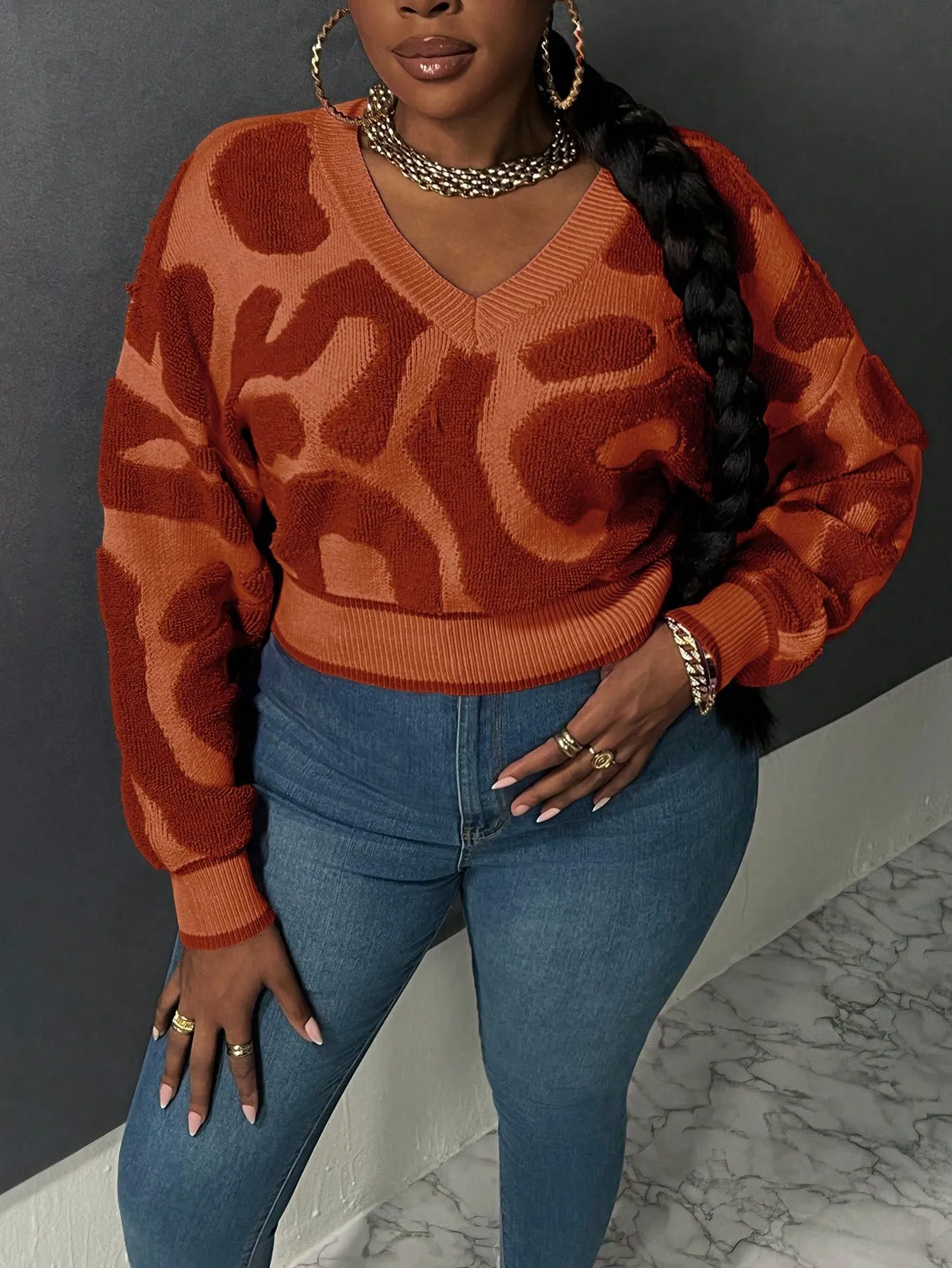 Plus Size Printed V-neck Pullover Sweater