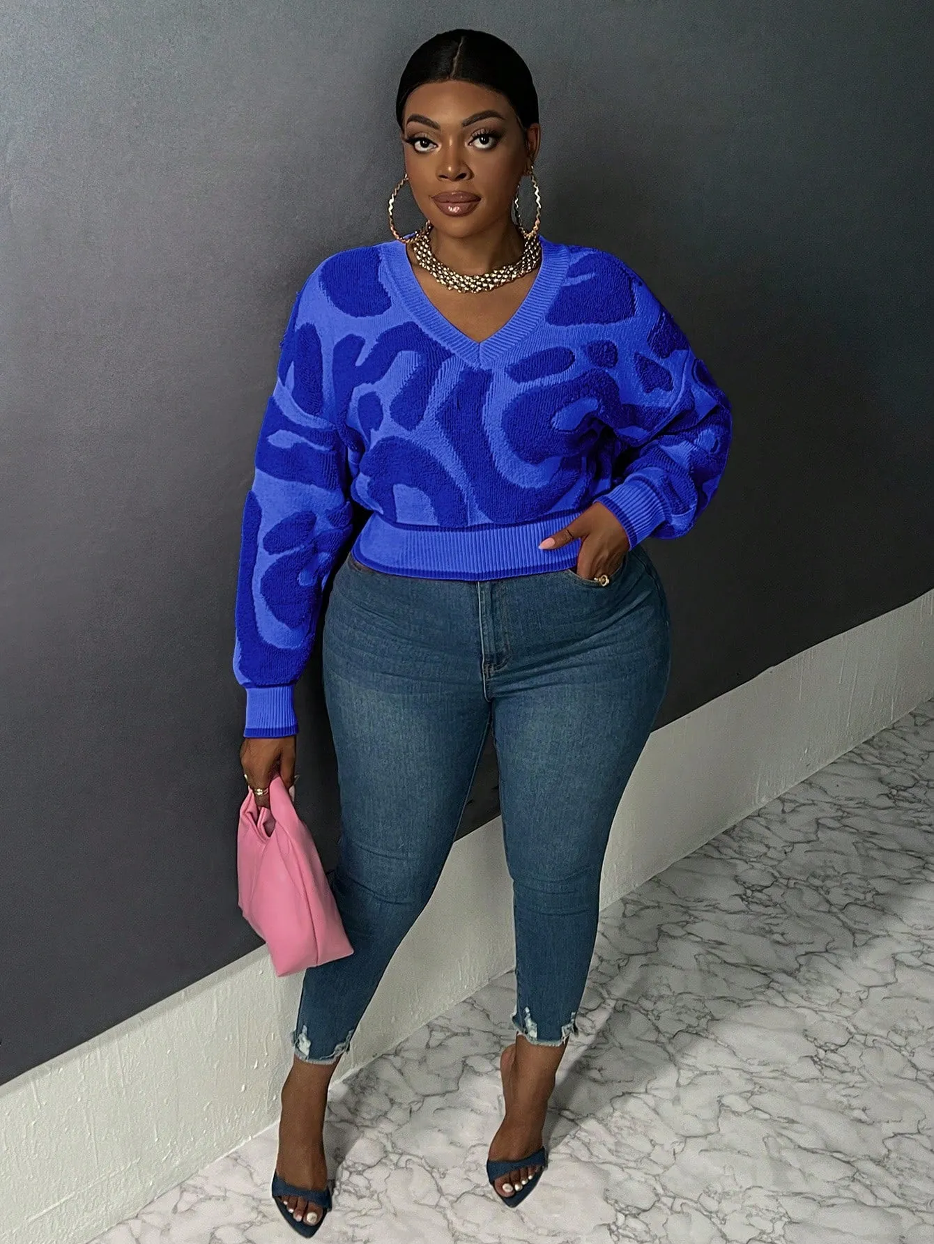 Plus Size Printed V-neck Pullover Sweater