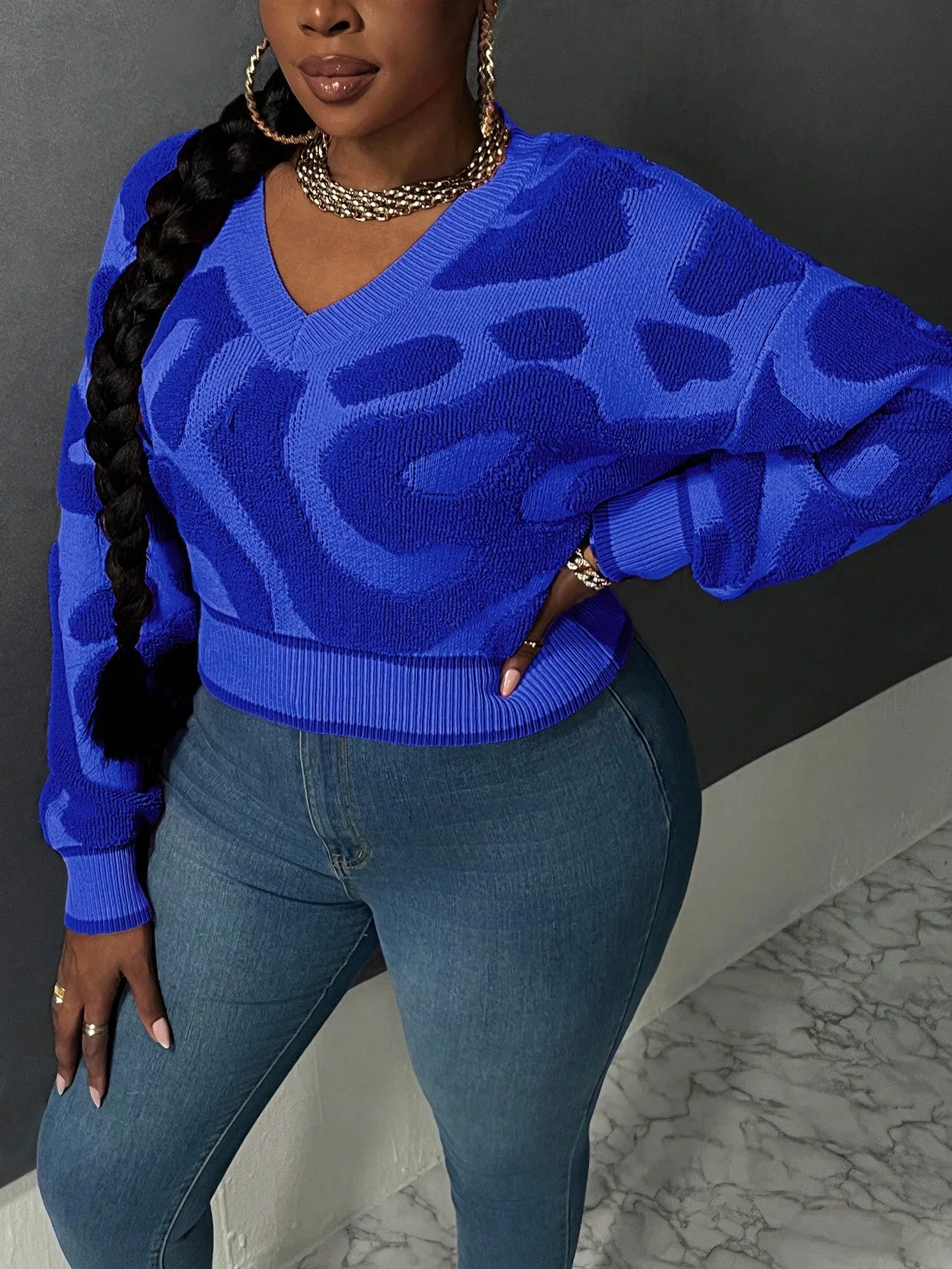 Plus Size Printed V-neck Pullover Sweater