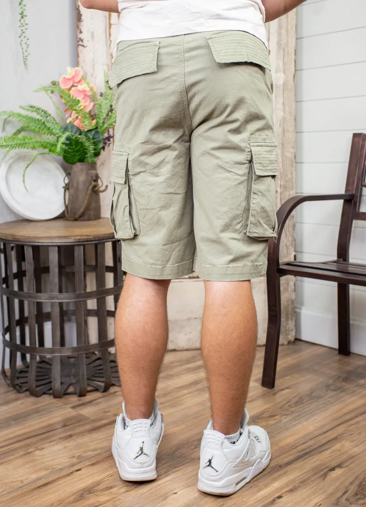 Shorts in Light Olive By Silver Jeans Company