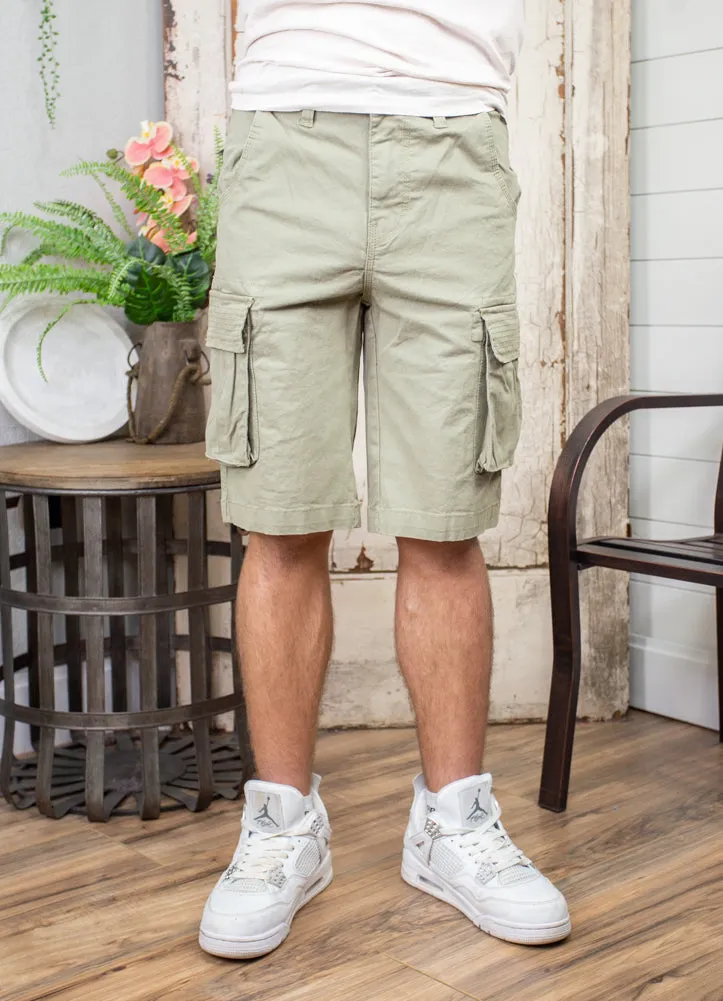 Shorts in Light Olive By Silver Jeans Company