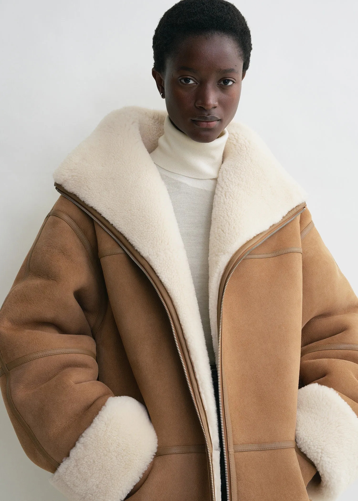 Signature shearling jacket biscuit