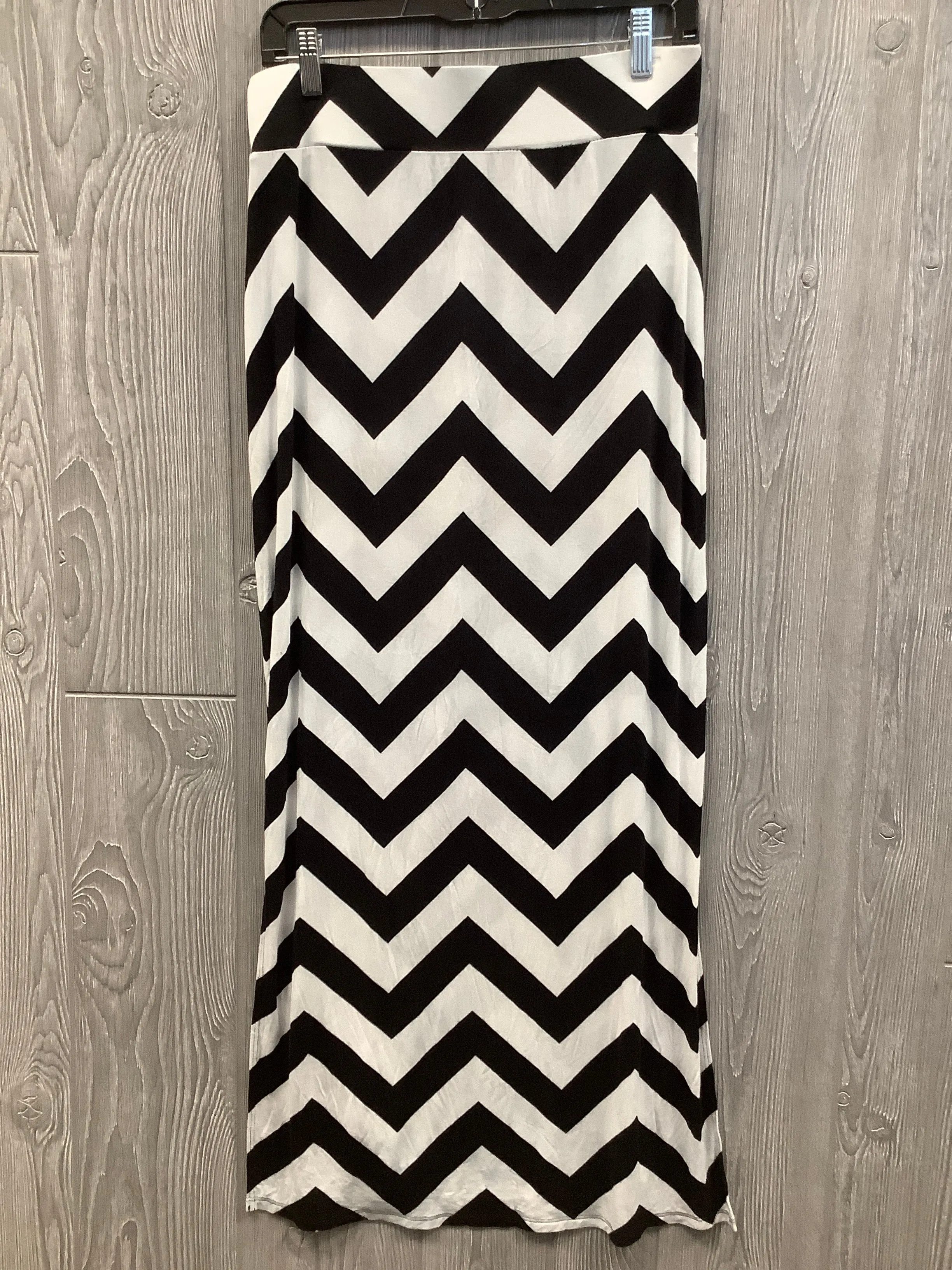 Skirt Maxi By Ana In Black & White, Size: 8