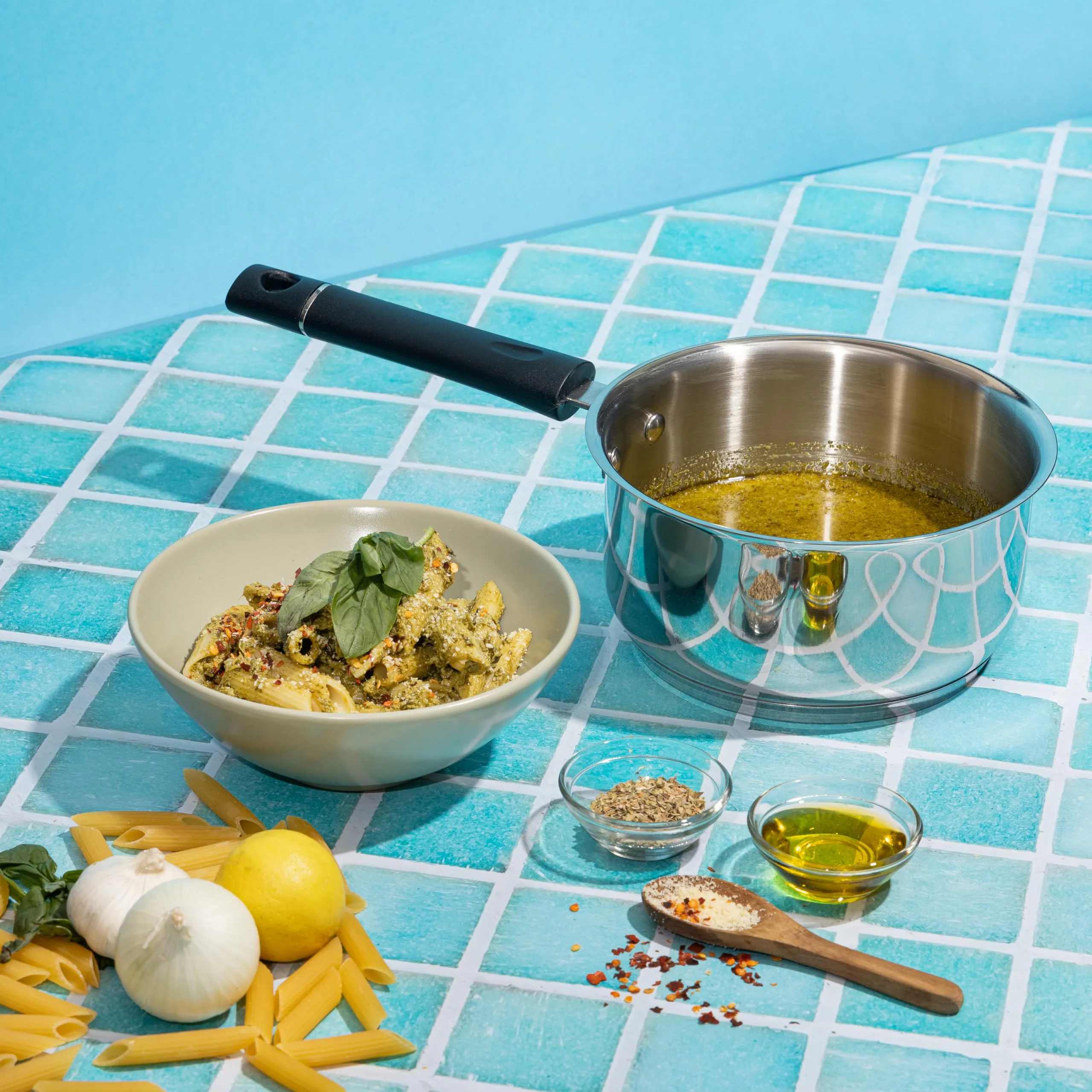 Vinod Tivoli Heavy Guage Stainless Steel Saucepan - 1.1 litre (14cm) | SAS Bottom | 2 Layer Extra Thick Aluminum Core | Induction and Gas Base | Bakelite Handle - 2 Year Warranty