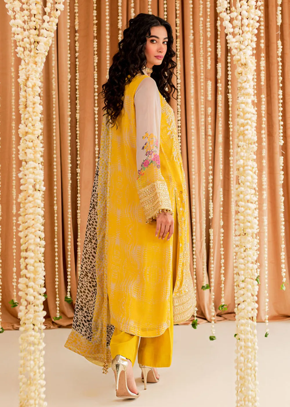 Yellow Chiffon Suit - Vasal Formals ’23 By Charizma | VSL-04